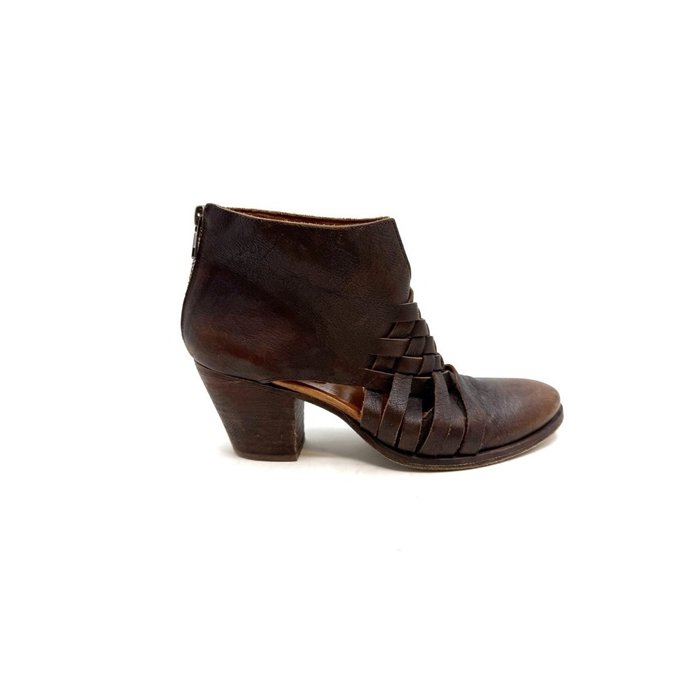 Veracruz Artisans| Brown Woven Leather‎ Heeled Booties Size 38